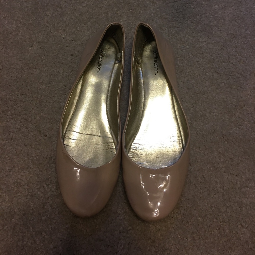 Nude flats, size 9